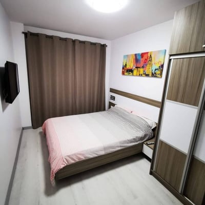Alquiler de un espacioso apartamento de 3 habitaciones, 75 m², Tomis Nord, Constanza, Rumanía